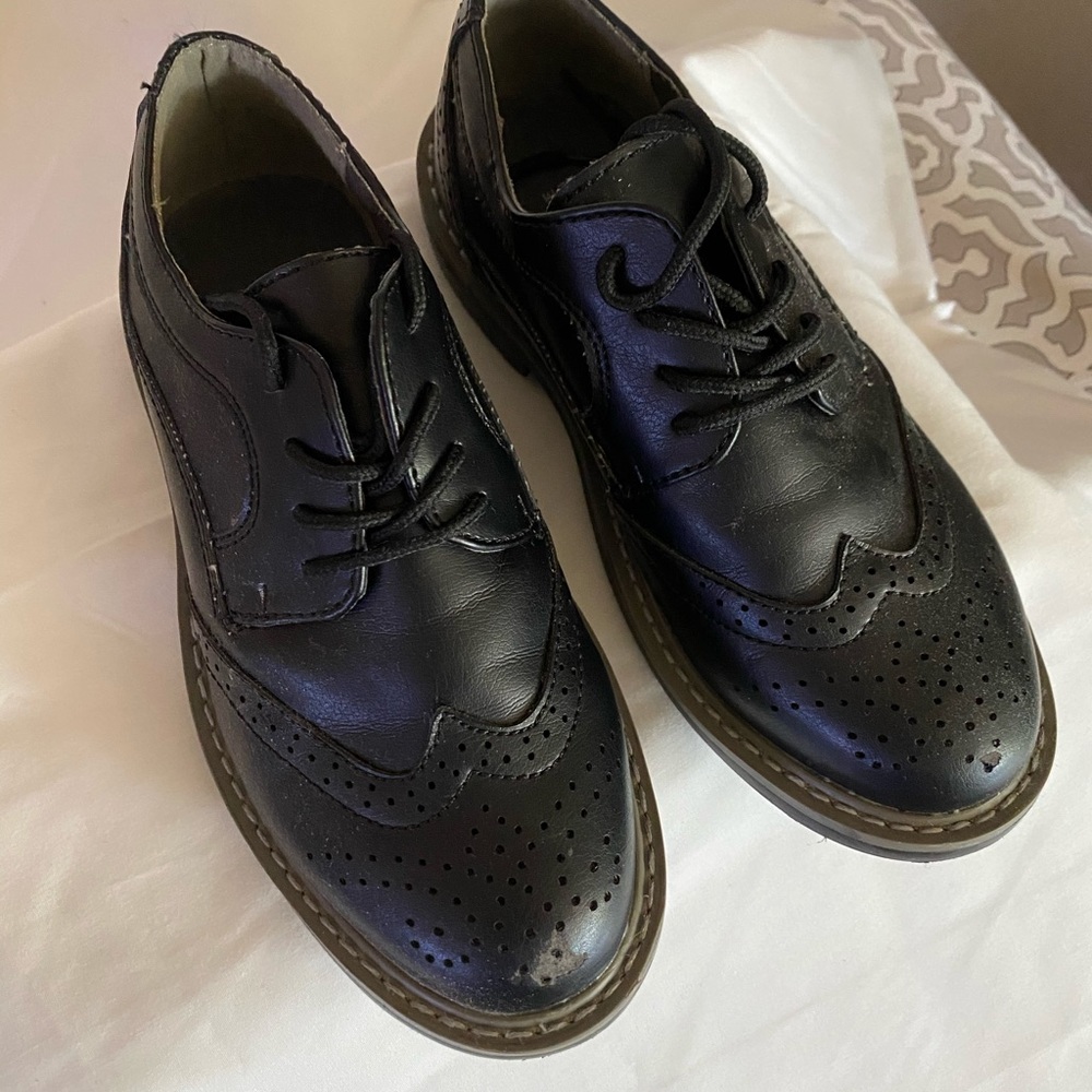 Boys Wingtips - Picture 3 of 4